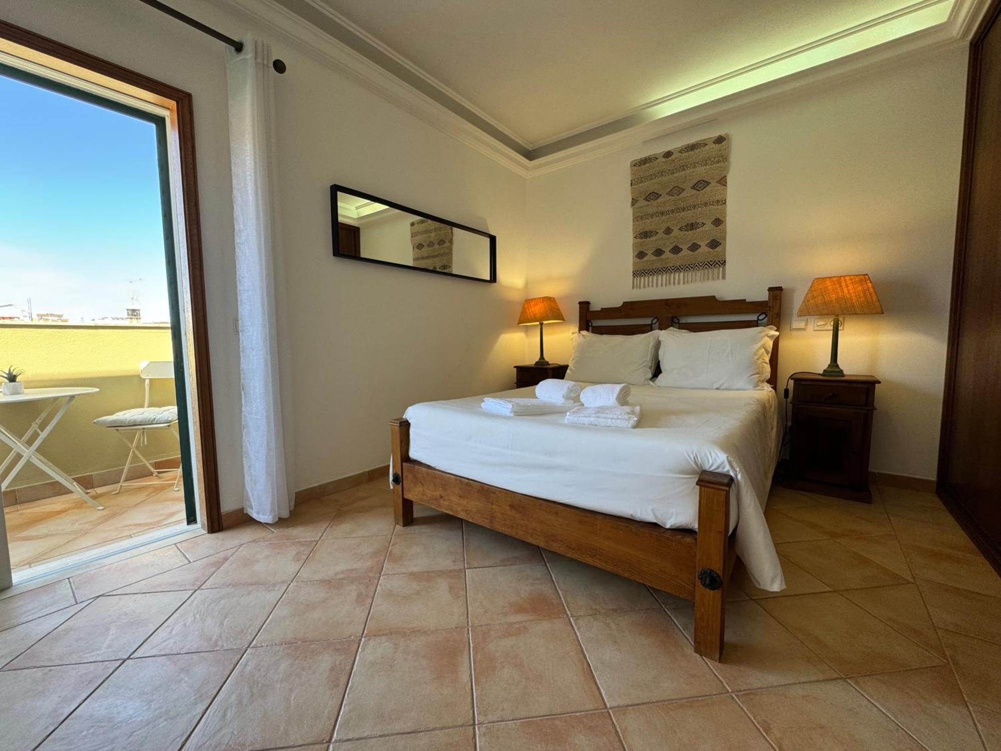 Happy Silva Guest house *
